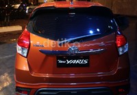 Pada varian tertinggi (TRD), Yaris dilengkapi dengan Projector Headlamps dan lampu kabut, menghadirkan kesan yang mewah. Sementara buritan ditampilkan rear-combination lamp yang selaran dengan Keen Look pada wajah depan.