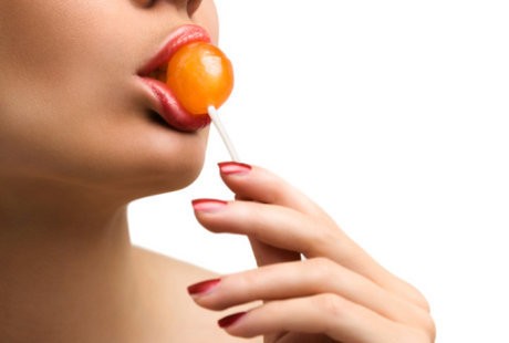 Tips Seks Oral untuk Manjakan Suami di Ranjang