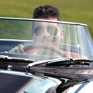Mainan Baru Simon Cowell: Jaguar Seharga Rp 12 M