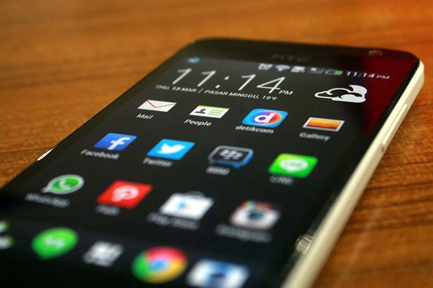 HTC Desire 300, Ponsel Kelas Bawah dengan Cita Rasa Mewah