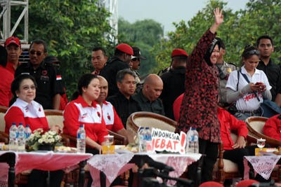 Di Depan PNS, Risma Bicara Pentingnya Sumpah