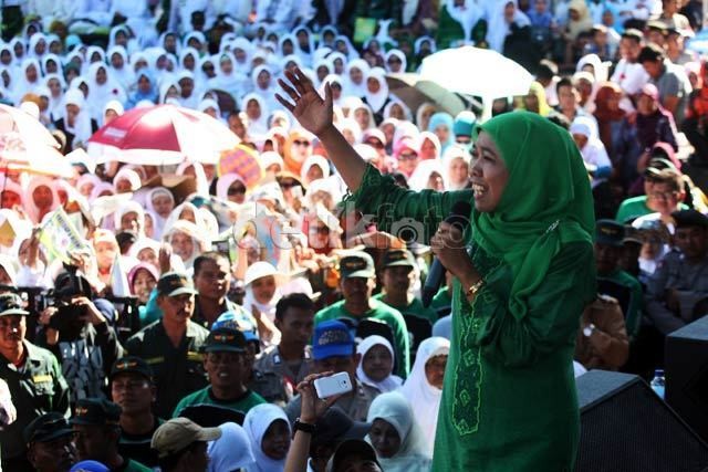 Khofifah Daulat Jokowi Jadi Host Rakernas Muslimat NU