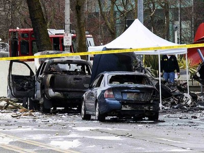 Helikopter Jatuh di Pusat Kota Seattle, 2 Tewas