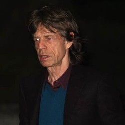 Kekasih Tewas Bunuh Diri, Mick Jagger: Aku Tak Akan Pernah Melupakannya