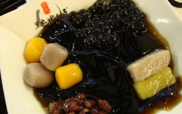 Segar Manis Dessert Taiwan a la BlackBall