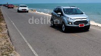 Mobil ini tergolong irit BBM, meski dibawa dengan medan yang cukup ekstrem dan kecepatan tinggi, setelah menjejalah sekitar hampir 190 km, mobil ini memberikan angka konsumsi BBM 11,3 km per liter.