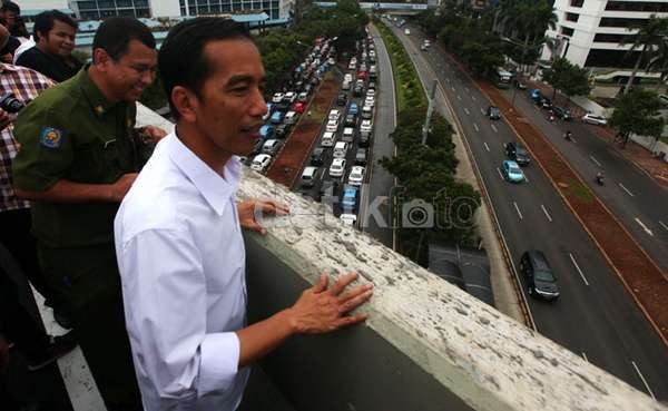 Jokowi Bertemu Mensos Bahas Manusia Gerobak dan Anak Jalanan