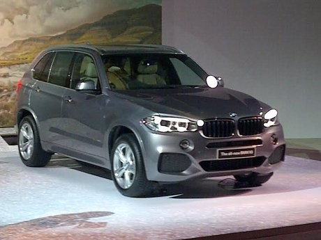 Menguliti Fitur Mobil Seharga Rp 1,348 Miliar