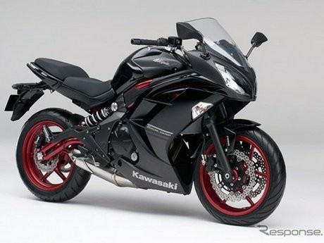 Kawasaki Ninja 400 ABS Makin Garang!