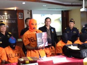 WN Nigeria Selundupkan Sabu ke Indonesia Gunakan Buku Nelson Mandela