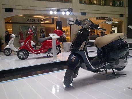 Vespa Primavera Datang, Penjualan LX150 Bakal Disetop?