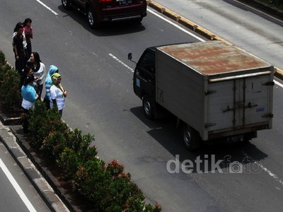 Minimnya Kesadaran Pejalan Kaki