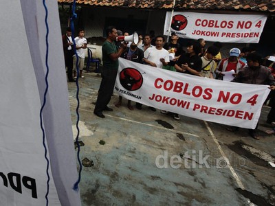 Aksi Dukung Jokowi Jadi Capres