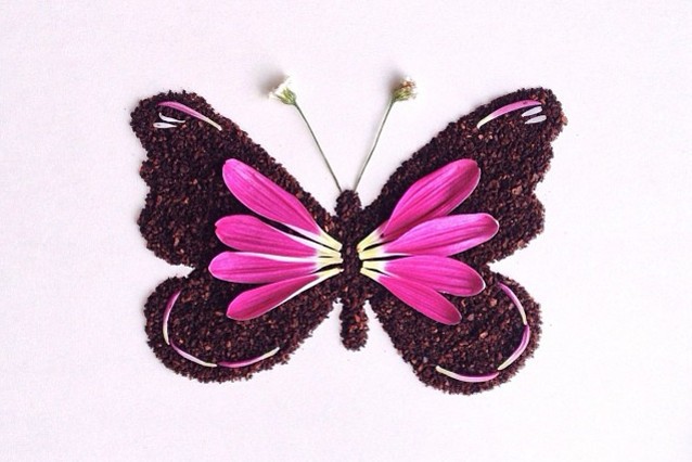 Wouw! Ilustrasi Minion dan Mickey Mouse Ini Dibuat dari Bubuk Kopi