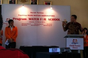 Ahok Bangga Selalu Masuk 3 Besar di Sekolah