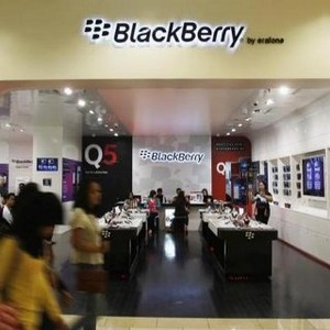 Keuangan Goyah, BlackBerry Jual Aset Properti