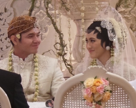 Sah! Dude Harlino dan Alyssa Soebandono Resmi Menikah
