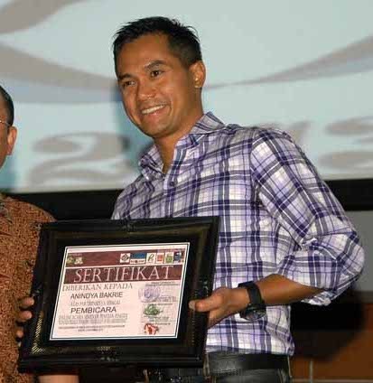 Anindya Bakrie Ungkap Keuntungan Sekolah di Luar Negeri