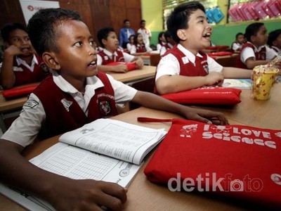 Komitmen Perbankan dalam Pendidikan