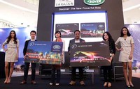 Pada kesmepatan itu pula diluncurkan kartu VIP Service Card Land Rover untuk pelanggan setianya/