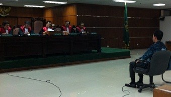 Belum Pulih Dari Demam Berdarah, Wawan Minta Sidang Berikutnya Diundur