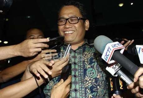 Atut Ingin Senangkan Ical Lewat Kemenangan Amir Hamzah