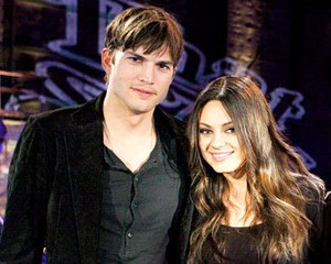 Mila Kunis Hamil Anak Ashton Kutcher