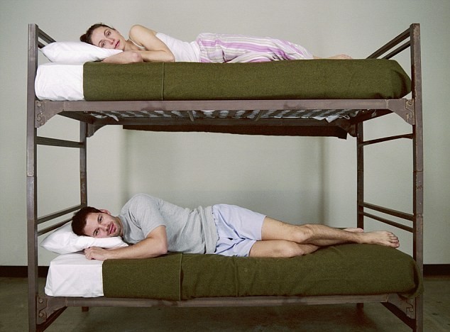 Ini Ragam Cerita Horor Menginap di Hostel