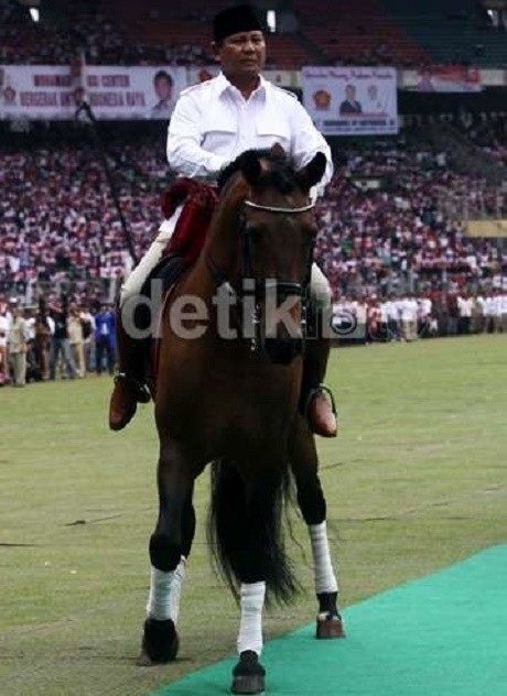 5 Aksi Show Off Prabowo dan Surya Paloh di GBK