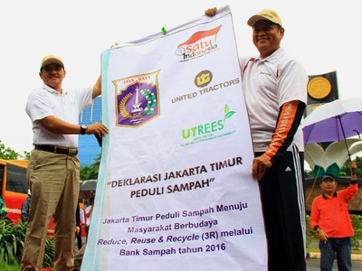Peresmian Tugu Adipura Jakarta Timur
