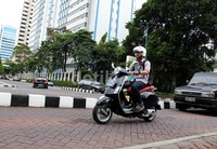 Vespa Primavera model terbaru ini diklaim memiliki desain dan teknologi ultra modern. Sebagian dari desainnya mengadopsi fitur teknis Vespa 946 yang paling bergengsi dan berteknologi caggih.