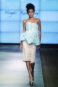 Hengki Kawilarang Le Jardin. Plaza Indonesia Fashion Week 2014 at Function Hall Plaza Indonesia Lt.2. Jakarta. [Foto: Mohammad Abduh/Wolipop]