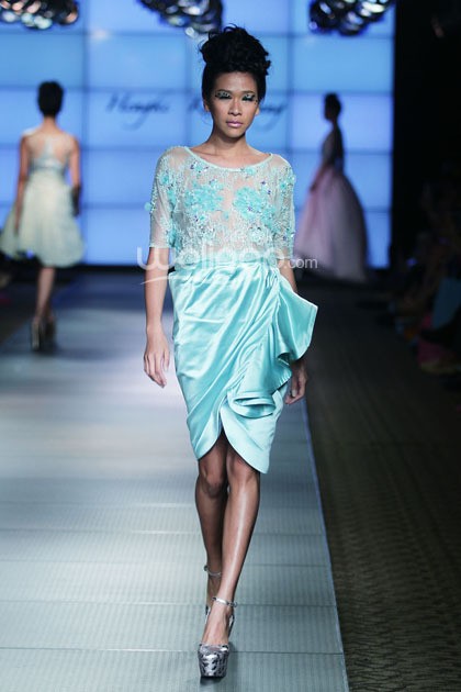 Hengki Kawilarang Le Jardin. Plaza Indonesia Fashion Week 2014 at Function Hall Plaza Indonesia Lt.2. Jakarta. [Foto: Mohammad Abduh/Wolipop]