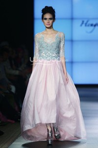 Hengki Kawilarang Le Jardin. Plaza Indonesia Fashion Week 2014 at Function Hall Plaza Indonesia Lt.2. Jakarta. [Foto: Mohammad Abduh/Wolipop]