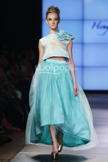 Hengki Kawilarang Le Jardin. Plaza Indonesia Fashion Week 2014 at Function Hall Plaza Indonesia Lt.2. Jakarta. [Foto: Mohammad Abduh/Wolipop]
