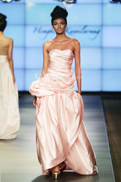 Hengki Kawilarang Le Jardin. Plaza Indonesia Fashion Week 2014 at Function Hall Plaza Indonesia Lt.2. Jakarta. [Foto: Mohammad Abduh/Wolipop]