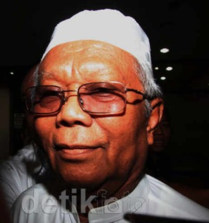 Di Ruang Sidang, Hilmi Tak Mau Bersalaman dengan Fathanah