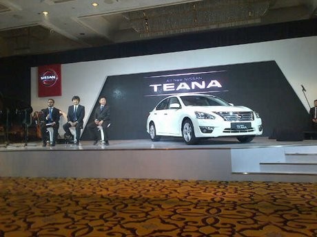 Nissan Luncurkan Teana Seharga Rp 535 Juta