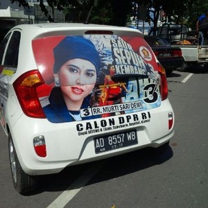Kampanye Lasmini, Caleg Saur Sepuh 3