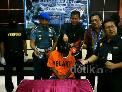 Penyelundupan Sabu di Bandara Juanda