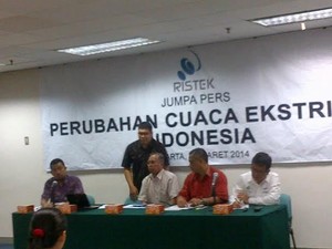 Modifikasi Cuaca Atasi Asap Riau Berakhir 5 April