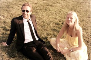 Mengaku Saling Mencintai, Chris Martin dan Gwyneth Paltrow Sepakat Bercerai