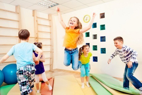 Ayah dan Ibu, Ini Lho Pentingnya Main di Luar Rumah Bagi Anak