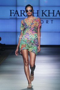 Farah Khan Resort. Plaza Indonesia Fashion Week 2014 at Function Hall Plaza Indonesia Lt.2. Jakarta. [Foto: Mohammad Abduh/Wolipop]