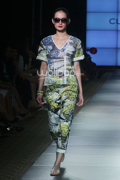 Farah Khan Clover Canyon. Plaza Indonesia Fashion Week 2014 at Function Hall Plaza Indonesia Lt.2. Jakarta. [Foto: Mohammad Abduh/Wolipop]