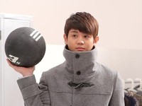 Lucu! Cowok-cowok Korea Ini Punya Wajah Mungil