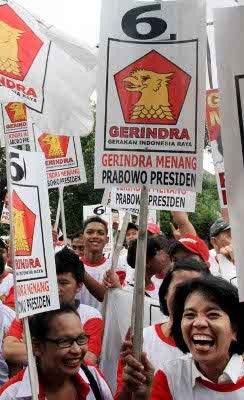 Jokowi Ungguli Prabowo di Survei, Gerindra Tetap Optimis Tapi Siap Kalah