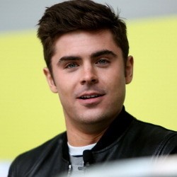Lagi, Zac Efron Terlibat Perkelahian