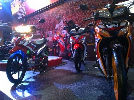 Honda Klaim Blade Injeksi Catat Konsumsi BBM 61,8 Km/Liter