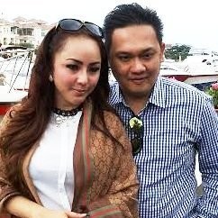 Cie... Mesranya Regina Buatkan Bakso untuk Farhat Abbas